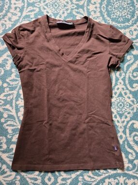 London Brown V-Neck Short Sleeve Tee - Fitted Women's Top